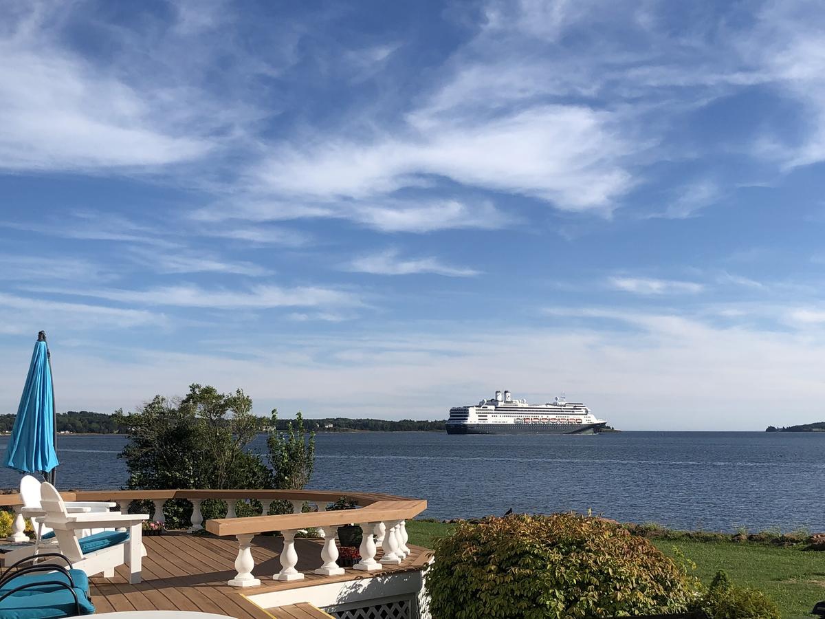 1 West Inn Waterfront Σάρλοτ Τάουν Εξωτερικό φωτογραφία